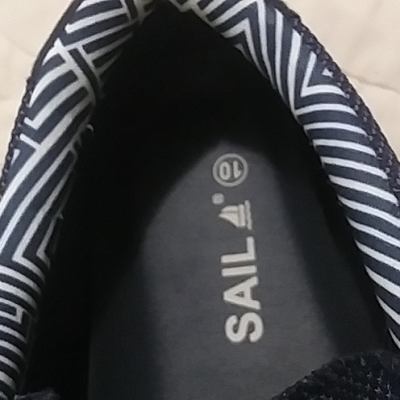 Mens Sail slip on shoes - Picture 3 of 4